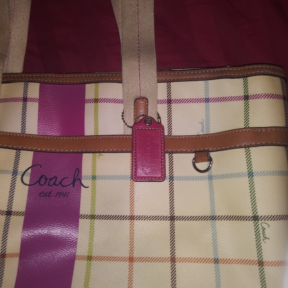 Coach diaperbag - Picture 3 of 6